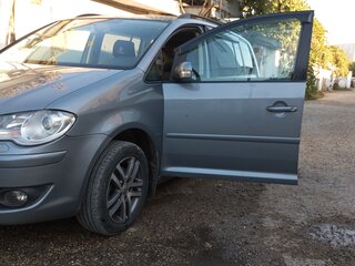 2008 Volkswagen Touran I Рестайлинг, серый, 700000 рублей, вид 2