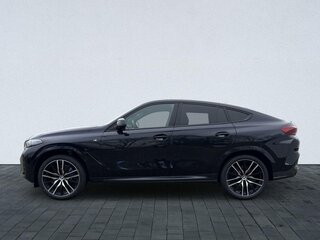 2025 BMW X6 40i III (G06) Рестайлинг, чёрный, 11737400 рублей, вид 4
