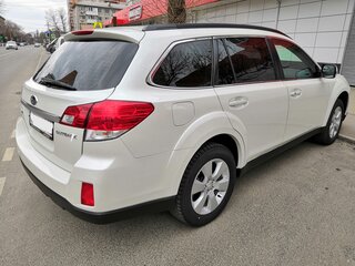 2011 Subaru Outback IV, белый, 1450000 рублей, вид 5