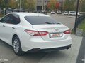 2018 Toyota Camry VIII (XV70), белый, 3350000 рублей - вид 4