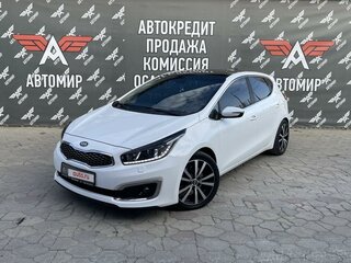 2017 Kia Ceed II Рестайлинг, белый, 1600000 рублей, вид 1