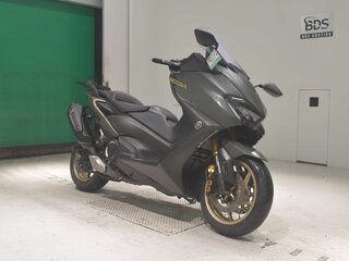 2020 Yamaha TMAX, чёрный, 900000 рублей, вид 3