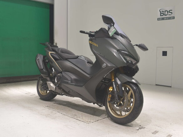 2020 Yamaha TMAX, чёрный, 900000 рублей - вид 2