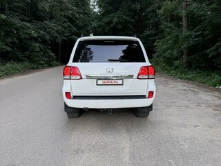 2010 Toyota Land Cruiser 200 Series, белый, 2800000 рублей, вид 5