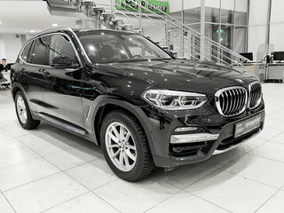 2021 BMW X3 20i xDrive III (G01), чёрный, 4399000 рублей, вид 3