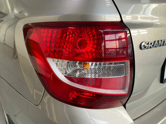 2021 Lada (ВАЗ) Granta I Рестайлинг, серебристый, 599000 рублей - вид 9