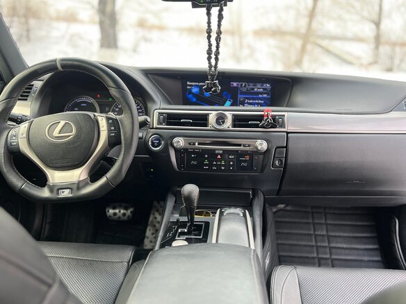 2012 Lexus GS 450h IV, белый, 3000000 рублей - вид 12
