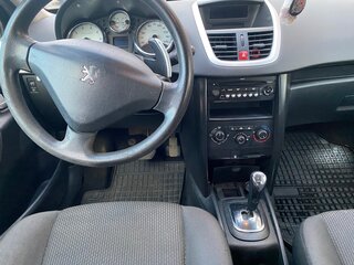 2009 Peugeot 207 I, серебристый, 456488 рублей, вид 2