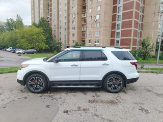 2013 Ford Explorer Sport V, белый, 2250000 рублей, вид 4