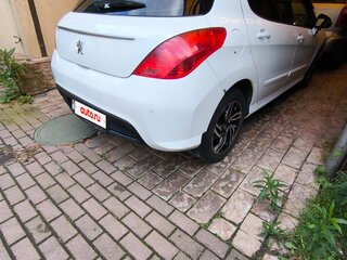 2011 Peugeot 308 I Рестайлинг, белый, 515000 рублей, вид 4