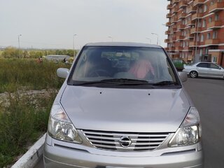 2005 Nissan Serena II (C24), серебристый, 695000 рублей, вид 1