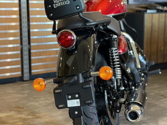 2025 Royal Enfield Meteor, красный, 519000 рублей - вид 13