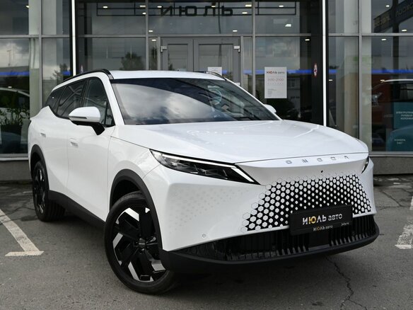 2026 Omoda C7, белый, 3298000 рублей - вид 2