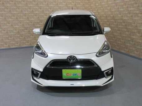 Toyota Sienta II