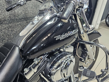 2007 Harley-Davidson Road King, чёрный, 849000 рублей, вид 4