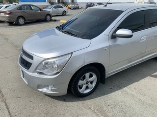 2014 Chevrolet Cobalt II, серебристый, 530000 рублей, вид 2
