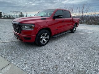 2022 Ram 1500 Crew Cab V, красный, 7550000 рублей, вид 2
