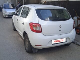 2017 Renault Sandero II, белый, 340000 рублей, вид 2