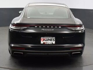 2022 Porsche Panamera 4 II Рестайлинг, чёрный, 14691776 рублей, вид 4