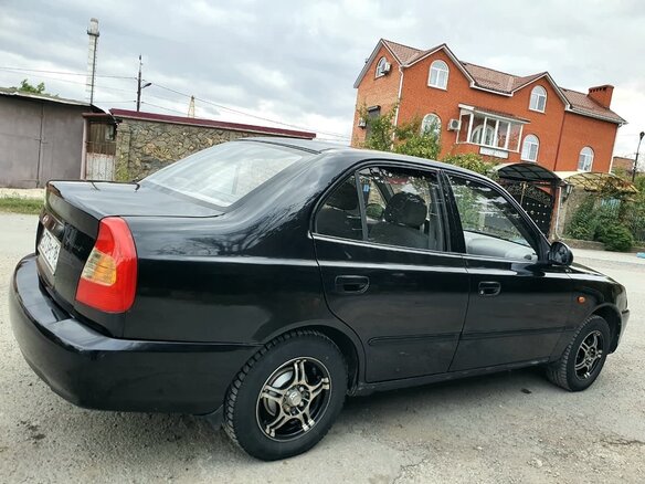 2008 Hyundai Accent ТагАЗ II, чёрный, 495000 рублей - вид 3
