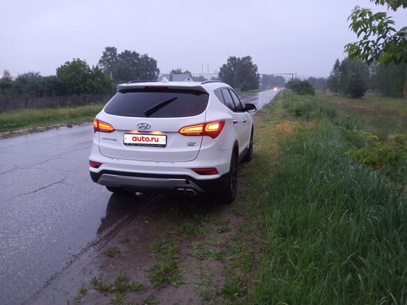 2015 Hyundai Santa Fe III Рестайлинг, белый, 2250000 рублей - вид 1