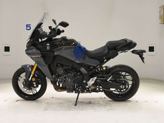 2025 Yamaha MT-09 Tracer (FJ-09), чёрный, 1600000 рублей, вид 2
