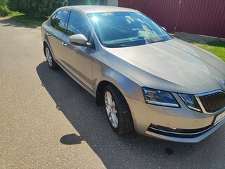 2018 Skoda Octavia III (A7) Рестайлинг, бежевый, 2400000 рублей, вид 5