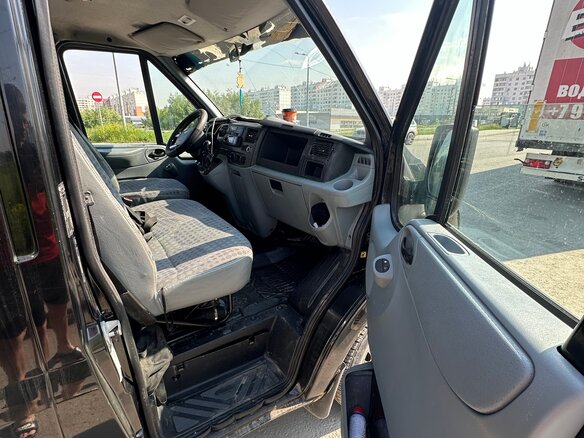2013 Ford Transit, чёрный, 1000000 рублей - вид 14