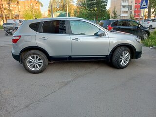 2013 Nissan Qashqai I Рестайлинг, серебристый, 1200000 рублей, вид 5