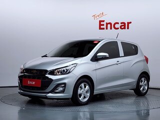 2022 Chevrolet Spark IV Рестайлинг, серебристый, 939000 рублей, вид 1