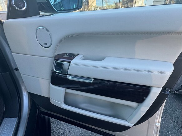 2013 Land Rover Range Rover IV, бежевый, 3990000 рублей - вид 32