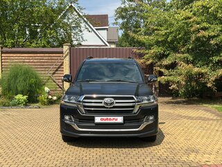 2019 Toyota Land Cruiser 200 Series Рестайлинг 2, чёрный, 6900000 рублей, вид 1