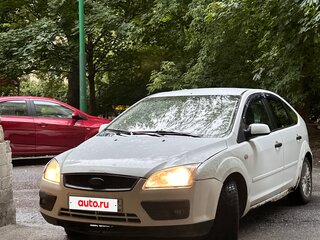 2007 Ford Focus II, белый, 210000 рублей, вид 1