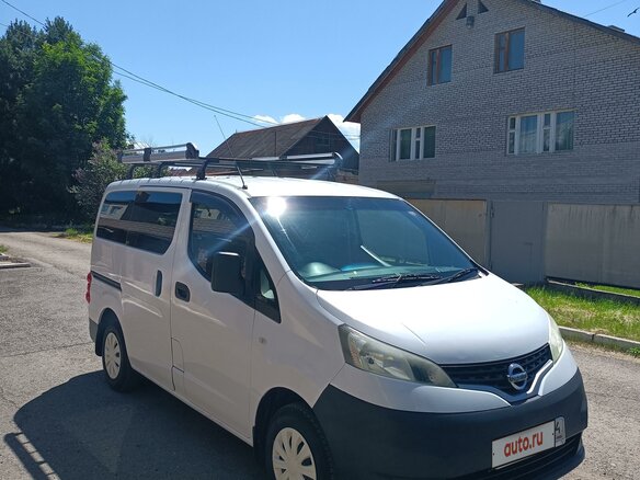 2015 Nissan NV200, белый, 1300000 рублей - вид 2