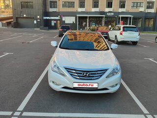 2011 Hyundai Sonata VI (YF), белый, 900000 рублей, вид 2