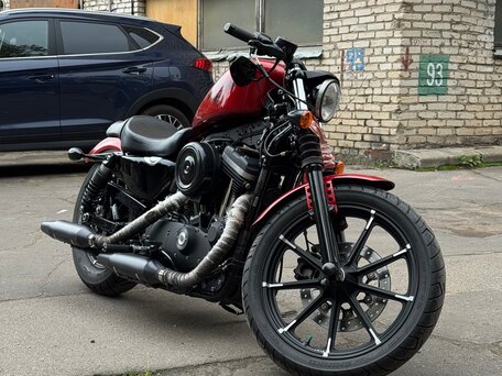 2018 Harley-Davidson Sportster 883, красный, 1250000 рублей, вид 3