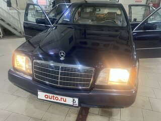 1993 Mercedes-Benz S-Класс 300 III (W140), синий, 1070000 рублей, вид 4