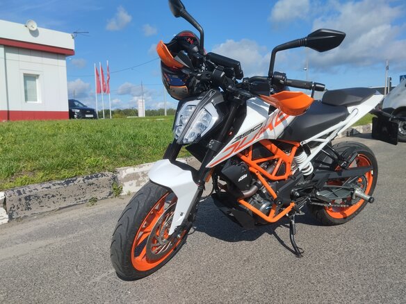 2019 KTM 390 Duke, белый, 405000 рублей - вид 1