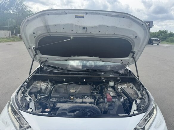 2020 Toyota RAV4 V (XA50), белый, 3400000 рублей - вид 6