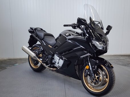 2023 Yamaha FJR1300, чёрный, 1599000 рублей, вид 2