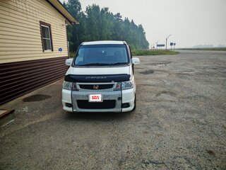 2004 Honda Stepwgn Spada II Рестайлинг, белый, 700000 рублей, вид 2