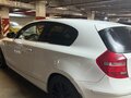 2011 BMW 1 серии 116i I (E81/E82/E87/E88) Рестайлинг, белый, 900000 рублей - вид 5