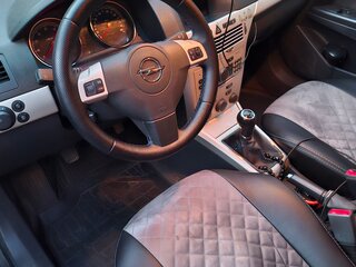 2008 Opel Astra H Рестайлинг, чёрный, 350000 рублей, вид 4