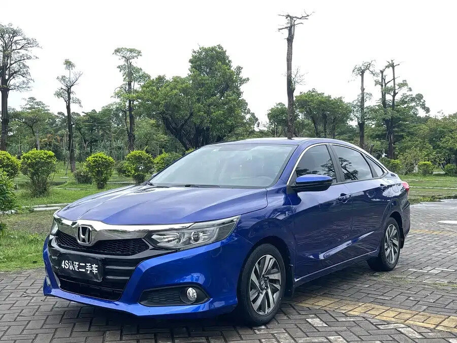 Открыть фотографии: Honda Crider II Рестайлинг