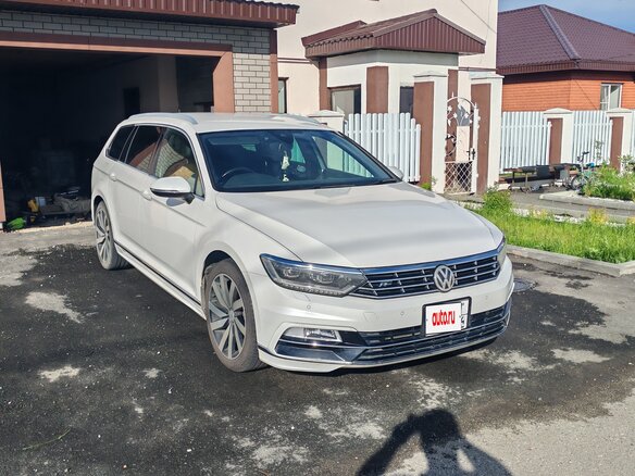 2015 Volkswagen Passat B8, белый, 1390000 рублей - вид 4
