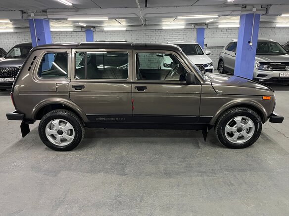 2018 Lada (ВАЗ) 2131 (4x4) I, коричневый, 629000 рублей - вид 3