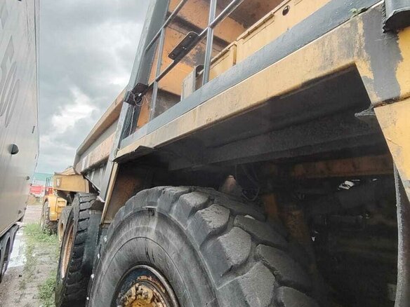2013 БЕЛАЗ 7555, жёлтый, 8732000 рублей - вид 17