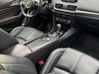 2016 Mazda 3 III (BM) Рестайлинг, белый, 1490000 рублей, вид 4