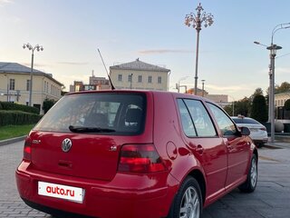 2003 Volkswagen Golf IV, красный, 600000 рублей, вид 4