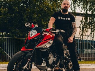 2014 MV Agusta Rivale 800, красный, 800000 рублей, вид 4